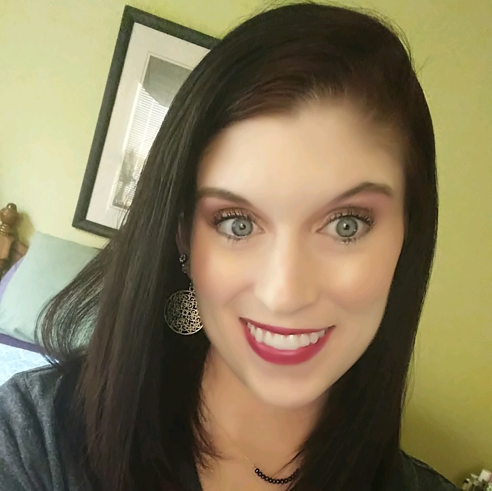 Meet your Posher, Suzanna